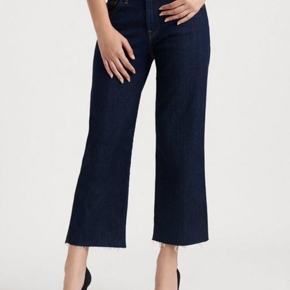 Fendi Navy Wool Blend Pull-On Crop Pant Sz‎ 42/US10